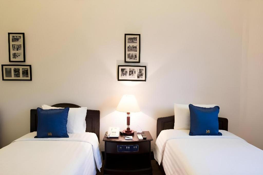 Hoa Binh Hotel Ханой Екстер'єр фото