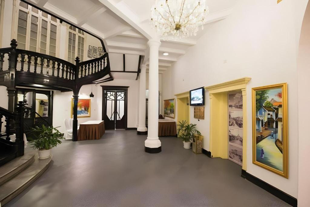 Hoa Binh Hotel Ханой Екстер'єр фото