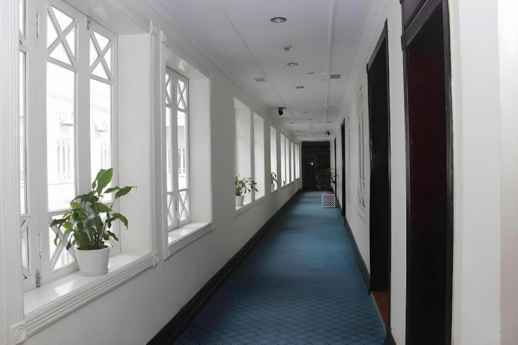 Hoa Binh Hotel Ханой Екстер'єр фото