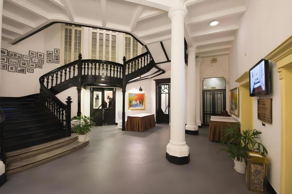 Hoa Binh Hotel Ханой Екстер'єр фото