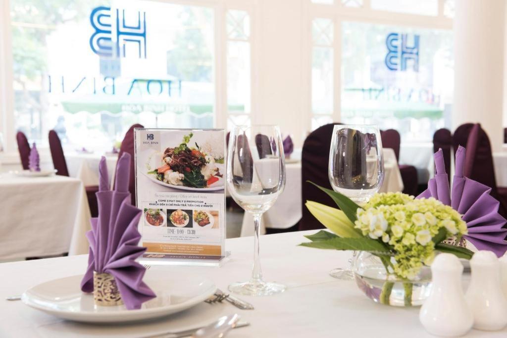 Hoa Binh Hotel Ханой Екстер'єр фото
